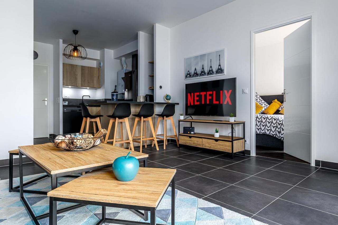 King Size Bed - Free Private Parking - Garden & Terrace - 14Min From Disneyland Ferrières-en-Brie Zewnętrze zdjęcie